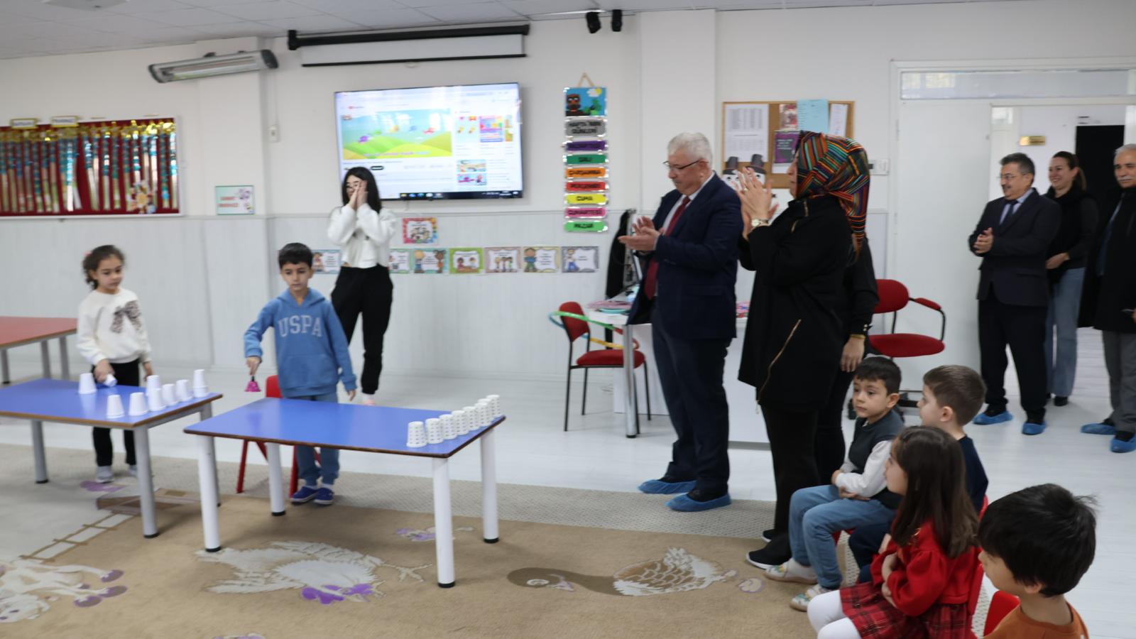 Yeni Yılın İlk Ders Gününde Minik Öğrencilerimizin Öğrenme Heyecanına Eşlik Ettik